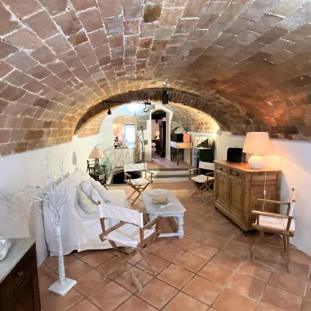 Taverna By Interhome